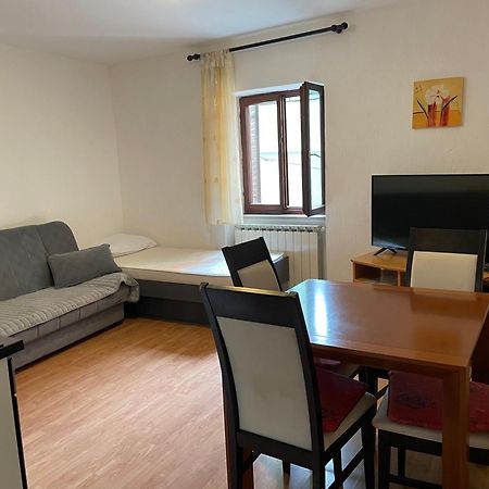 Apartmaji Sara, Izola - Isola Esterno foto