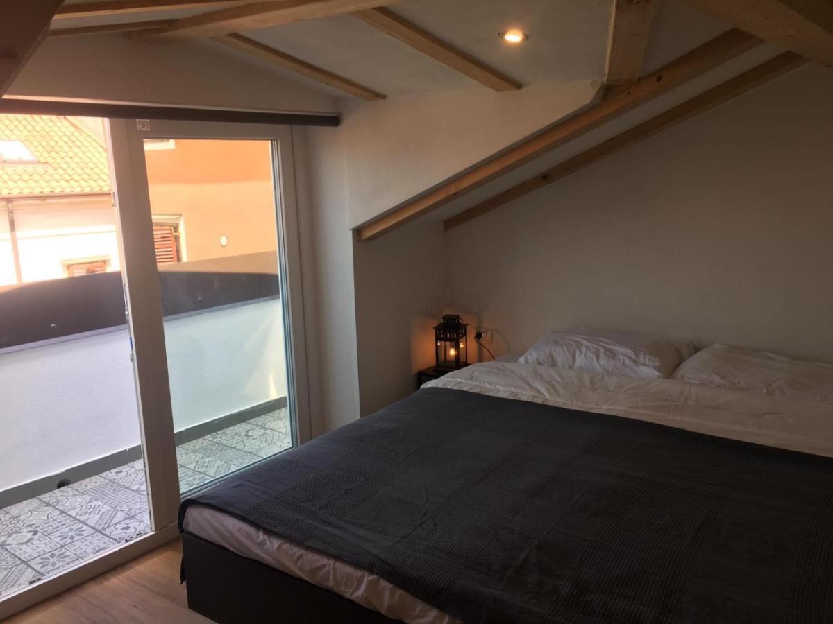 Apartmaji Sara, Izola - Isola Esterno foto