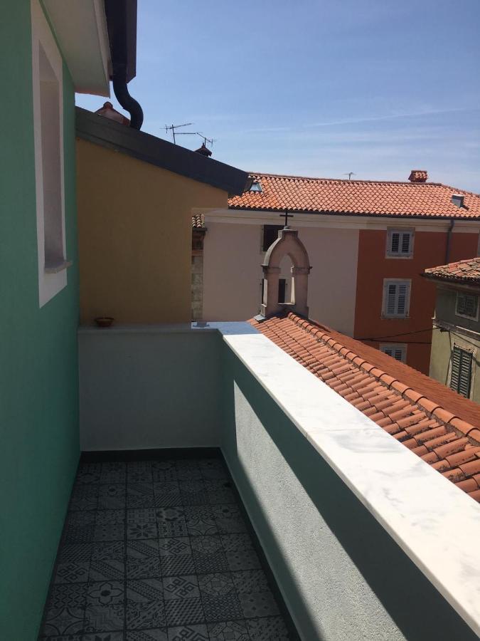 Apartmaji Sara, Izola - Isola Esterno foto